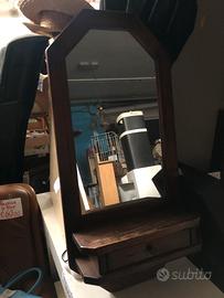 Specchiera antica  in legno con cassetto