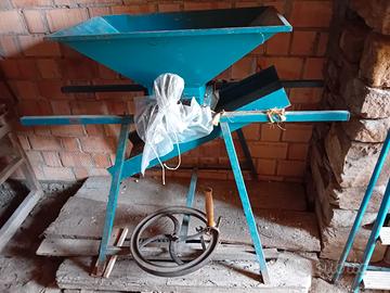 pigiatrice manuale 