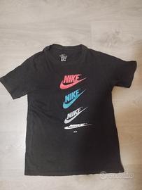 T-Shirt Nike Nera da Ragazzo
