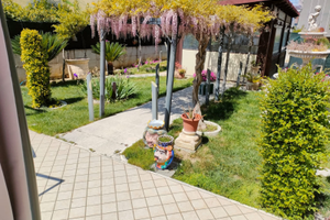 Pineto Appartamento al mare con giardino