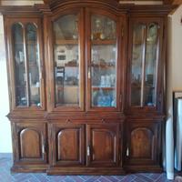 credenza  in stile provenzale