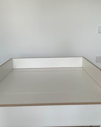 Attacco fasciatoio per cassettiera Malm di Ikea