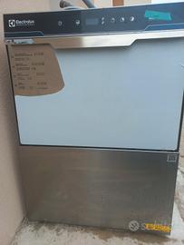 lavastoviglie professionale Electrolux 