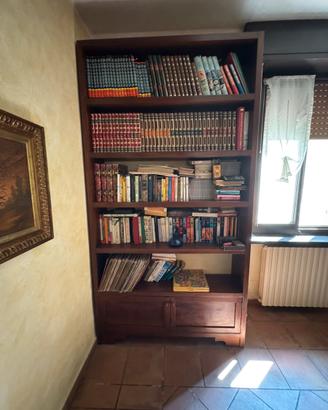 Libreria classica in legno