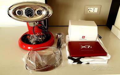 Macchina Caffè ILLY Iperespresso X7.1 - NUOVA