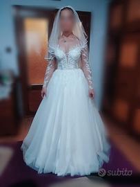 SPLENDIDO ABITO DA SPOSA FATTO A MANO