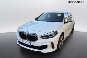 BMW Serie 1 (F40) - M 135i xDrive