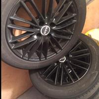 Cerchi e gomme 16 pollici