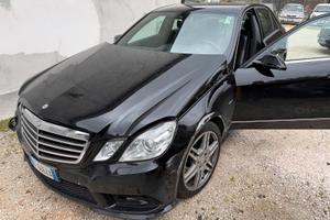 Mercedes E 350 CDI 4Matic AMG 2012 incidentata