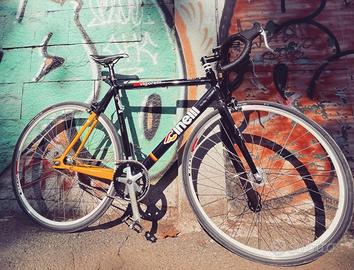 Bicicletta da corsa/pista/utilizzo quotidiano