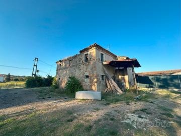 Casa singola con terreno