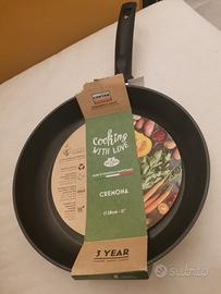 pentola antiaderente (trattabile) 