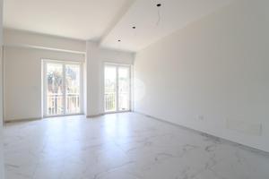2 LOCALI A SAN BENEDETTO DEL TRONTO