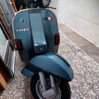 Vespa P 200 E