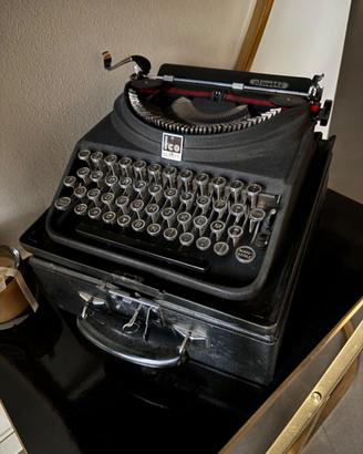 macchina da scrivere vintage