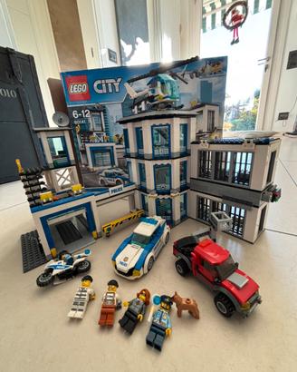 Lego 60141 usato