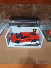 Lamborghini Aventador  Bburago scala da 1/18