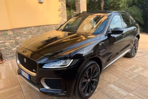 Jaguar F-PACE 3.0d 300cv S-Dynamic Nera