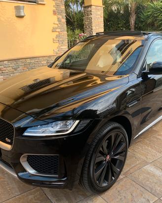 Jaguar F-PACE 3.0d 300cv S-Dynamic Nera