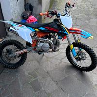 Pit bike 125