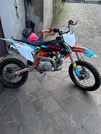 Pit bike 125