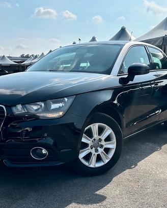 Audi A1 1.6 TDI Ambition KM CERTIFICATI-DISTRIBUZI
