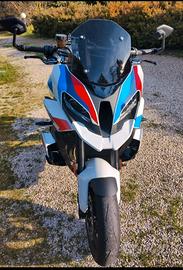 BMW M 1000 XR