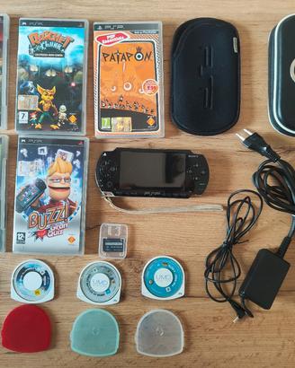 PSP + 9 giochi + accessori