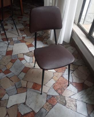 sedie fine anni 60 con seduta in pelle 