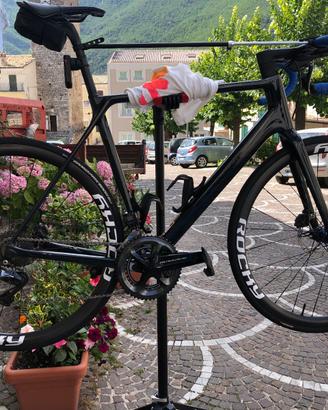 Canyon Ultimate CF SLX 9 di2 disc