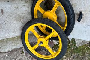 Cerchi in lega piaggio ciao