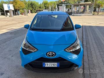 Toyota Aygo 1.0 VVT-i 72 CV 5 porte x-cool MMT