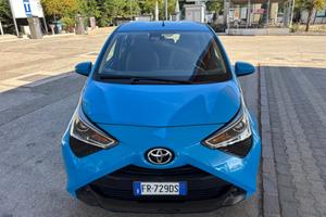 Toyota Aygo 1.0 VVT-i 72 CV 5 porte x-cool MMT