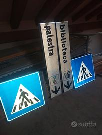 cartelli stradali nuovi+2 pali ml.3