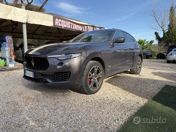 Maserati Levante V6 Diesel 275 CV AWD Gransport