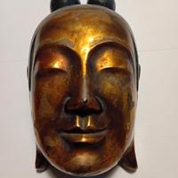 Antica maschera giapponese in legno dorato