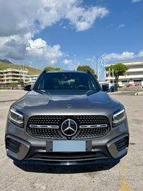 Mercedes Benz GLB 200d DIESEL AMG POCHI km