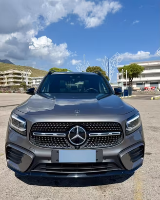 Mercedes Benz GLB 200d DIESEL AMG POCHI km
