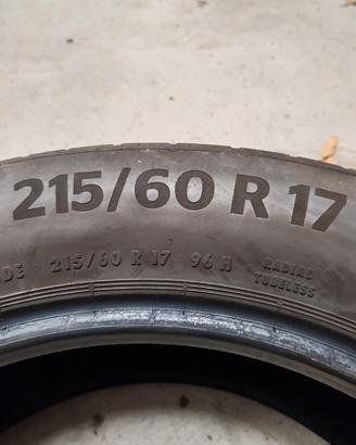 Gomme auto