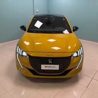 Peugeot 208 motore elettrico 136 CV 5 porte GT Lin