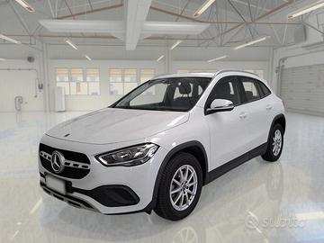 MERCEDES-BENZ GLA 180 D AUTOMATIC BUSINESS CROSSOV