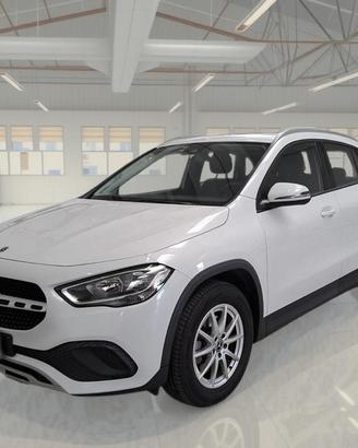 MERCEDES-BENZ GLA 180 D AUTOMATIC BUSINESS CROSSOV