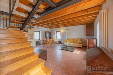 3 LOCALI A SANT'AMBROGIO DI VALPOLICELLA