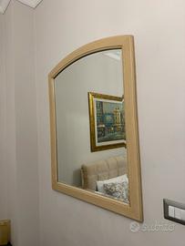 Specchio da parere con cornice in legno forma arcu