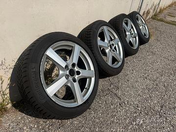 Cerchi in lega BMW 17” con pneumatici invernali