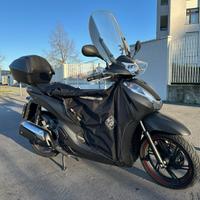 Honda SH 300 - 2018 *Accessoriato