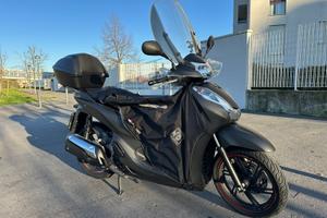 Honda SH 300 - 2018 *Accessoriato