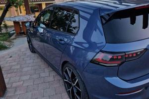 Automobile Golf  8.5  GTI