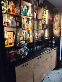 Retro bar illuminato