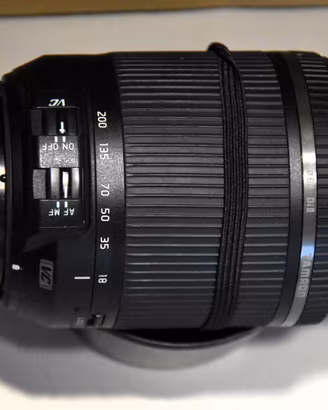 Tamron AF 18-200mm f/3.5-6.3 Di II VC